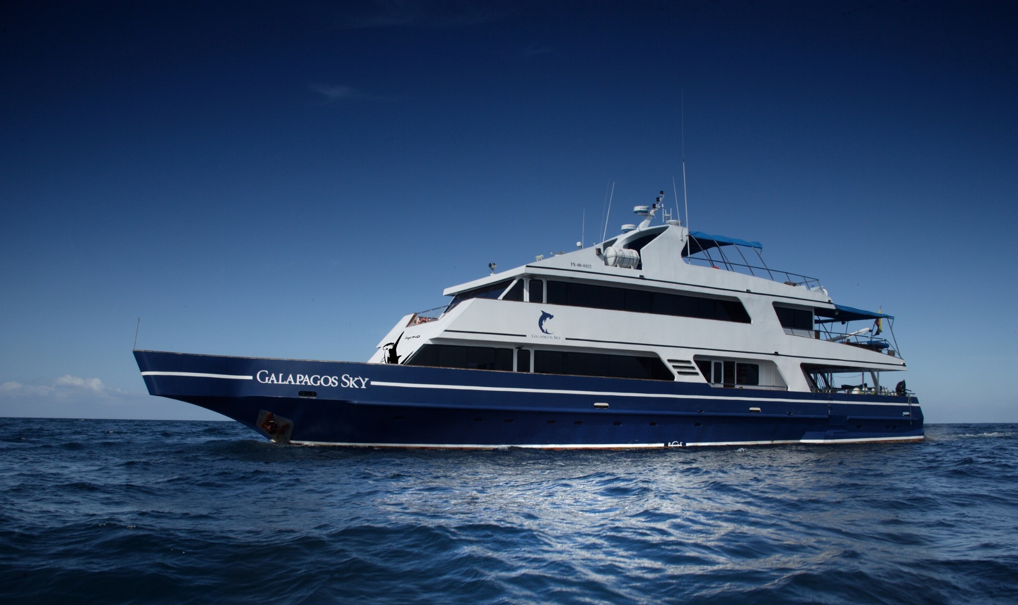 Galapagos Sky 船只外观